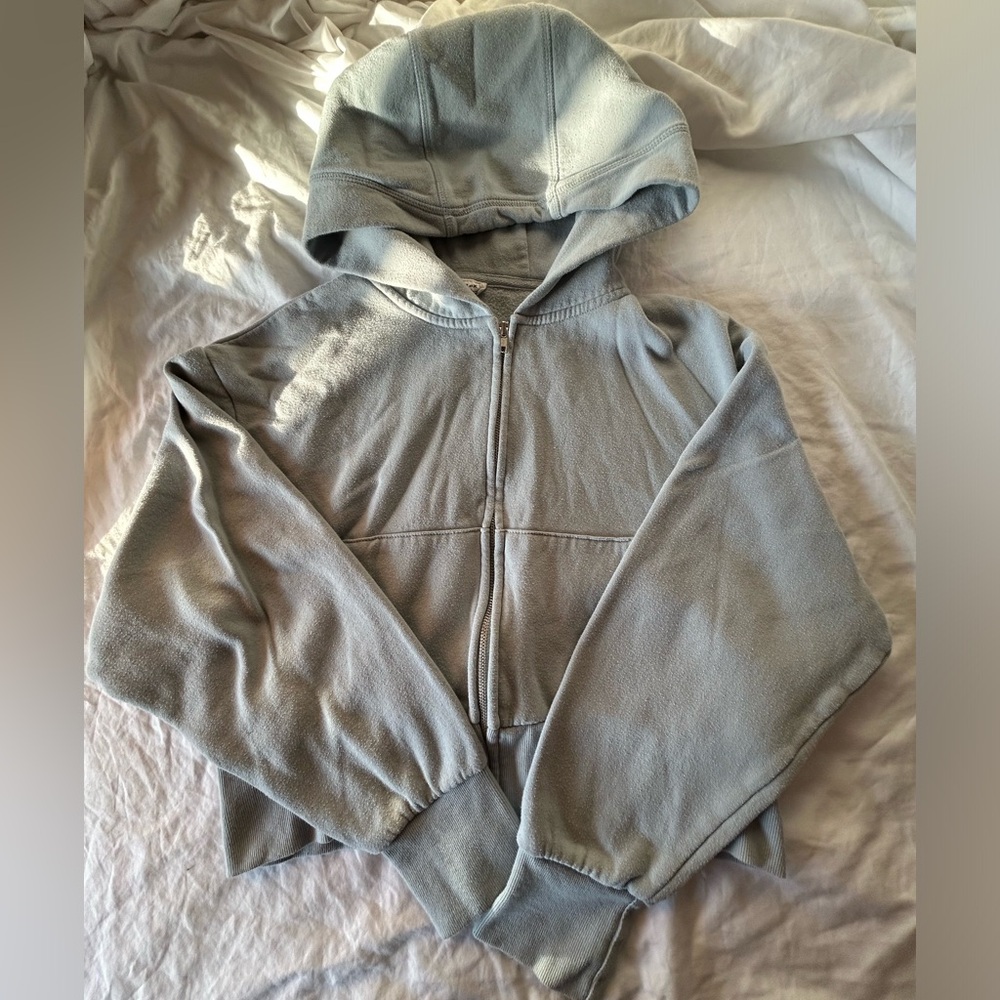 cropped zip up hoodie